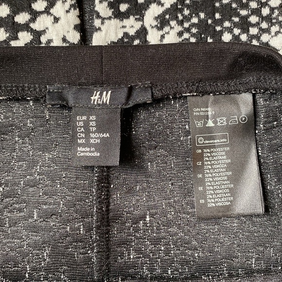 H&M Printed Pencil Skirt - Picture 5 of 5